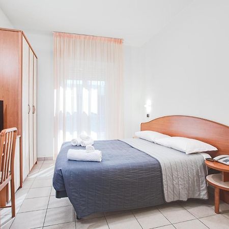 Hotel Villa Maria チェゼナーティコ エクステリア 写真